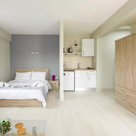 Caravanserai Studio 4 Apartment Tesalonika Bagian luar foto